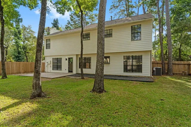 $490,000 | 105 Eagle Rock Circle, The Woodlands, TX 77381