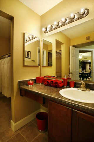 3825 East Camelback Road, Unit 137 Phoenix, AZ 85018 - Photo 3 of 3 Additional Photo