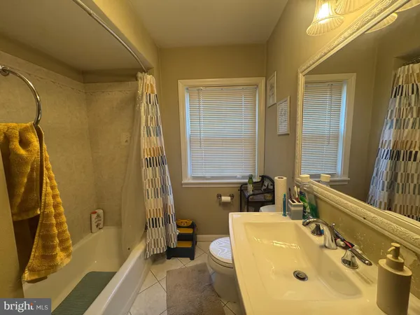 $240,000 | 1653 Stonewood Road, Baltimore, MD 21239