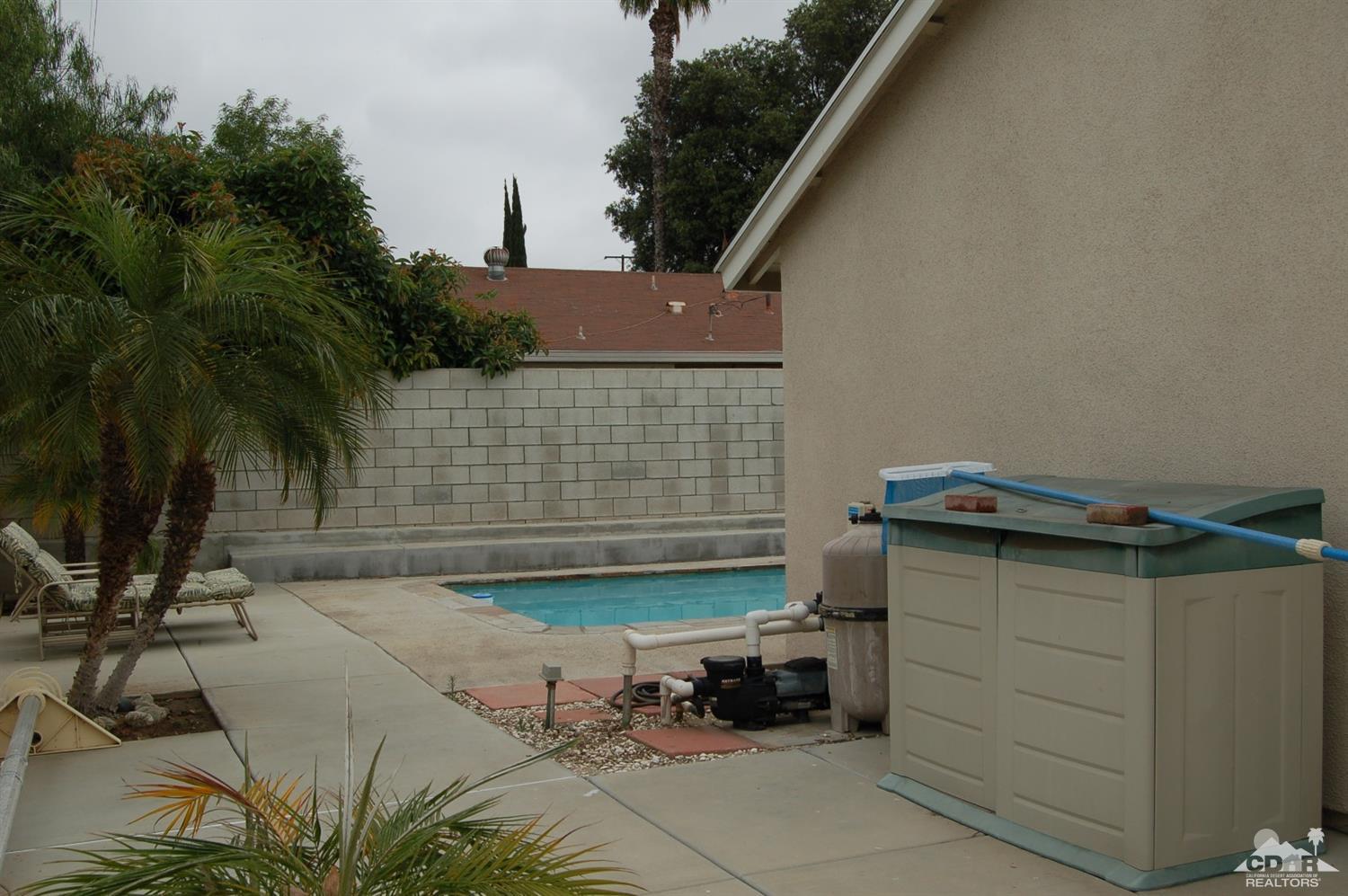 4591 Toyon Road Riverside, CA 92504 - Photo 4 of 40 a backyard of a house