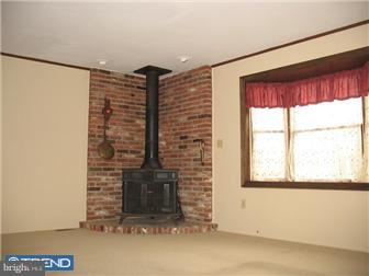 417 Maplewood Road Springfield, PA 19064 - Photo 5 of 12 Family Room