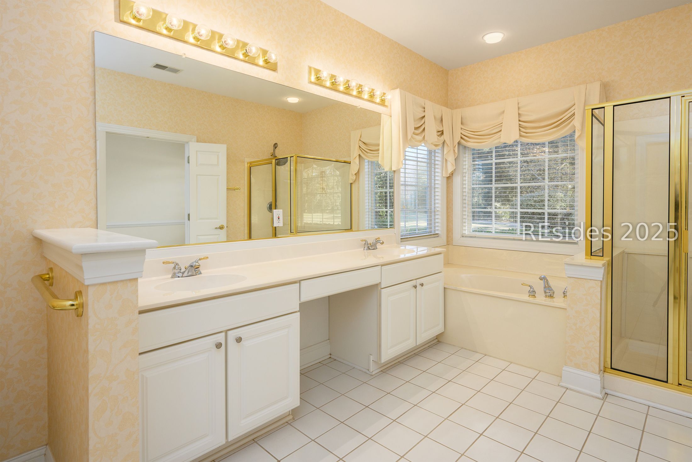 7 Crescent Circle Bluffton, SC 29910 - Photo 27 of 53 Primary Bath with double vanity.