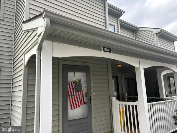 $270,000 | 904 Gregorys Way, Voorhees, NJ 08043