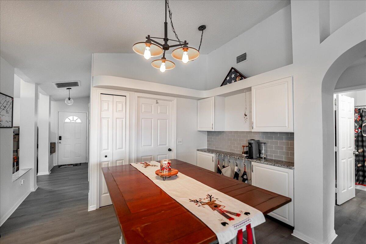 2341 Southwest Independence Road Port St. Lucie, FL 34953 - Photo 8 of 25 Breakfast nook
