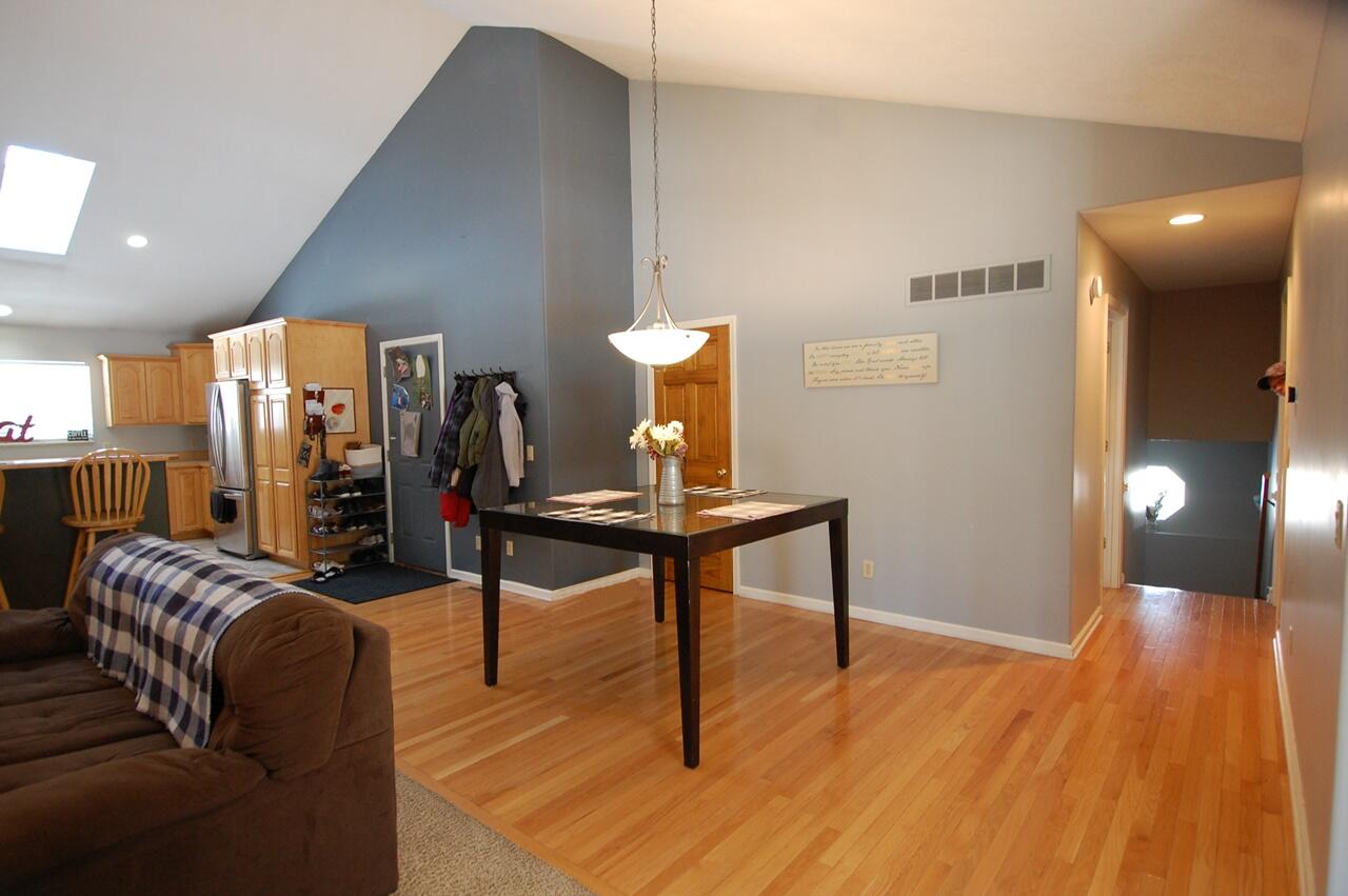 8760 Rambling Way Canadian Lakes, MI 49346 - Photo 6 of 28 7 Dining Area