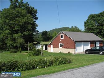 45 Kulp Road Oley, PA 19547 - Photo 4 of 11 Exterior Side