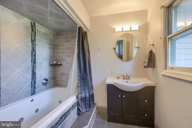 $409,800 | 20 Peacemaker Drive, Parkesburg, PA 19365