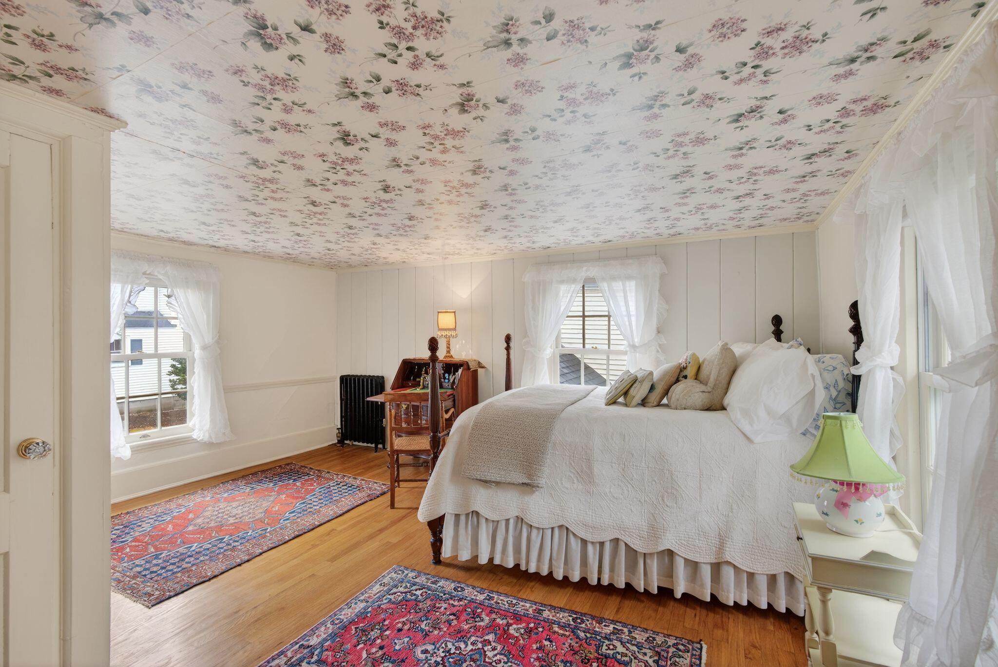 9 Summer Street Kennebunk, ME 04043 - Photo 27 of 38 9 Summer Street