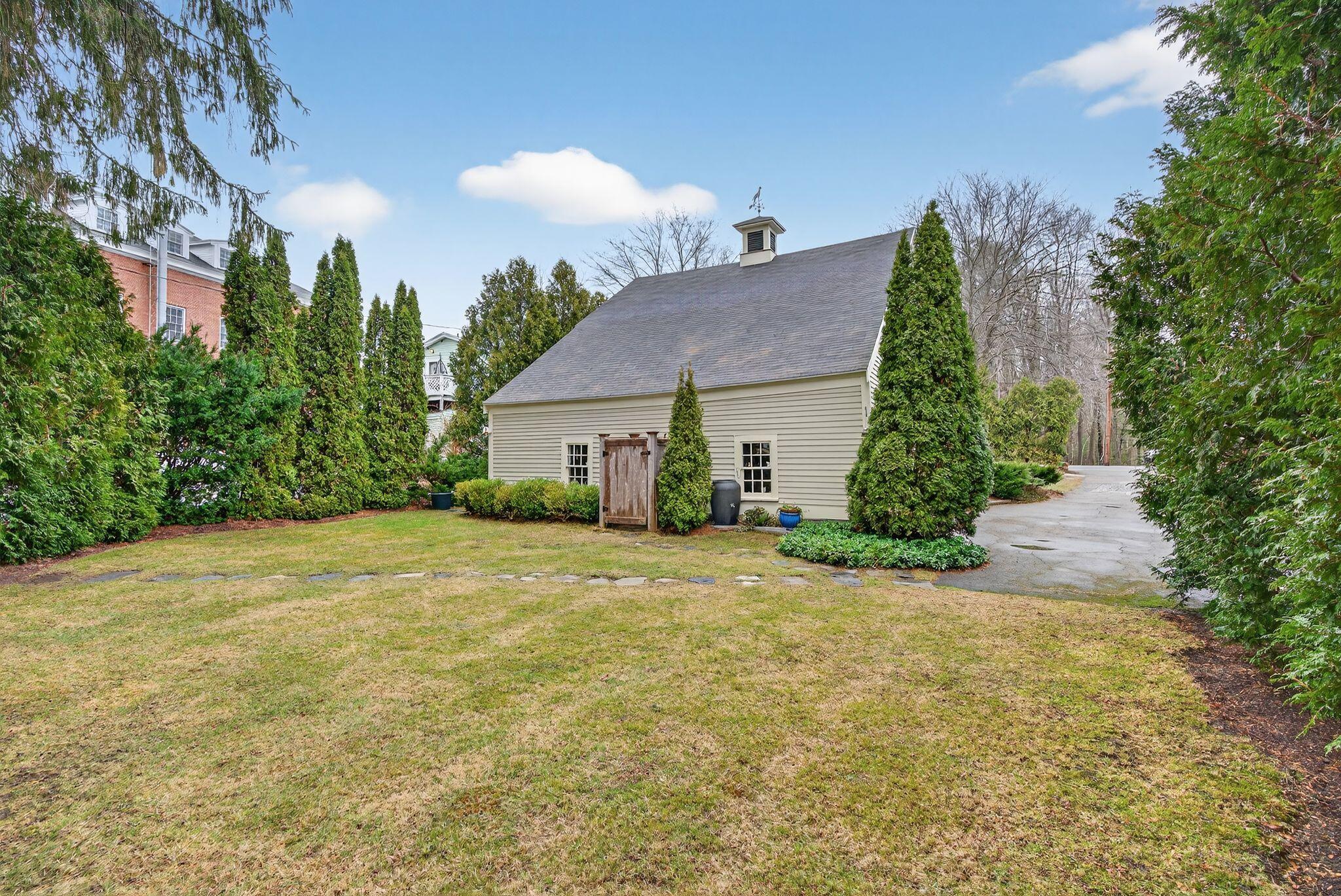 9 Summer Street Kennebunk, ME 04043 - Photo 34 of 38 9 Summer Street