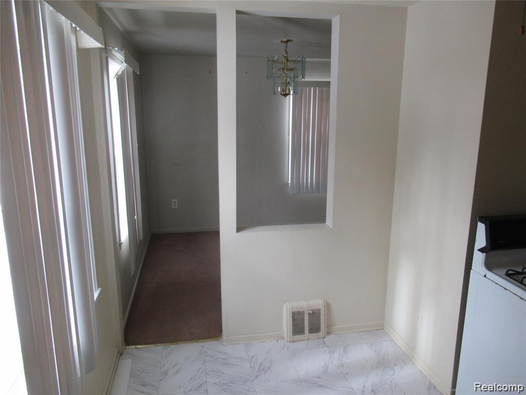 21604-21608 Moross Road Detroit, MI 48236 - Photo 14 of 23
