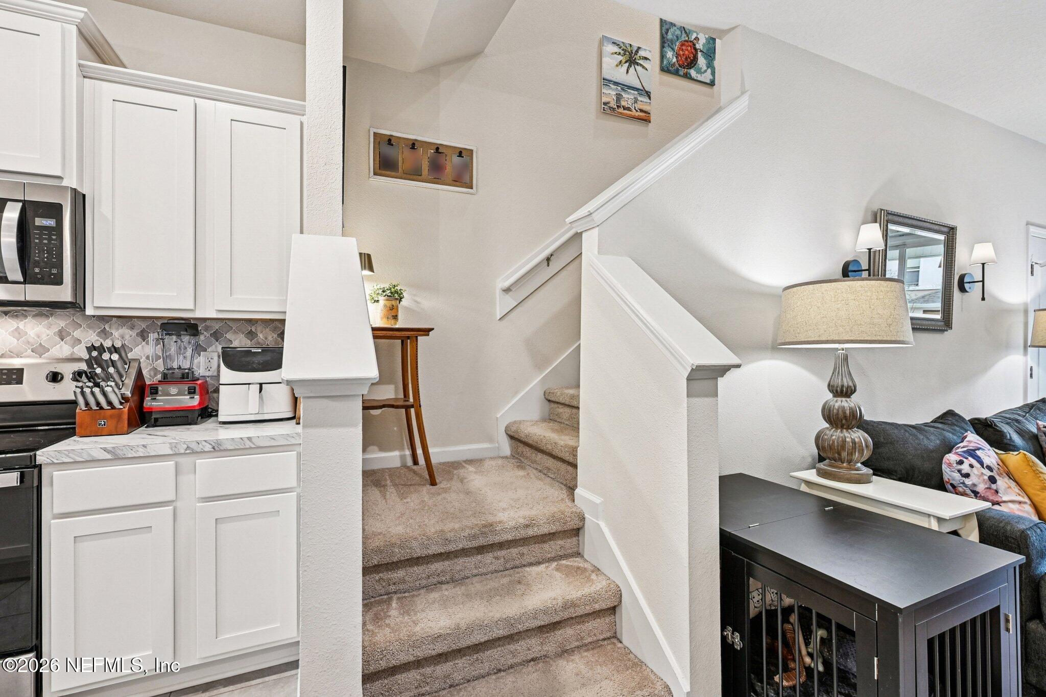 3994 Oak Mill Road Orange Park, FL 32065 - Photo 17 of 33 Stairs