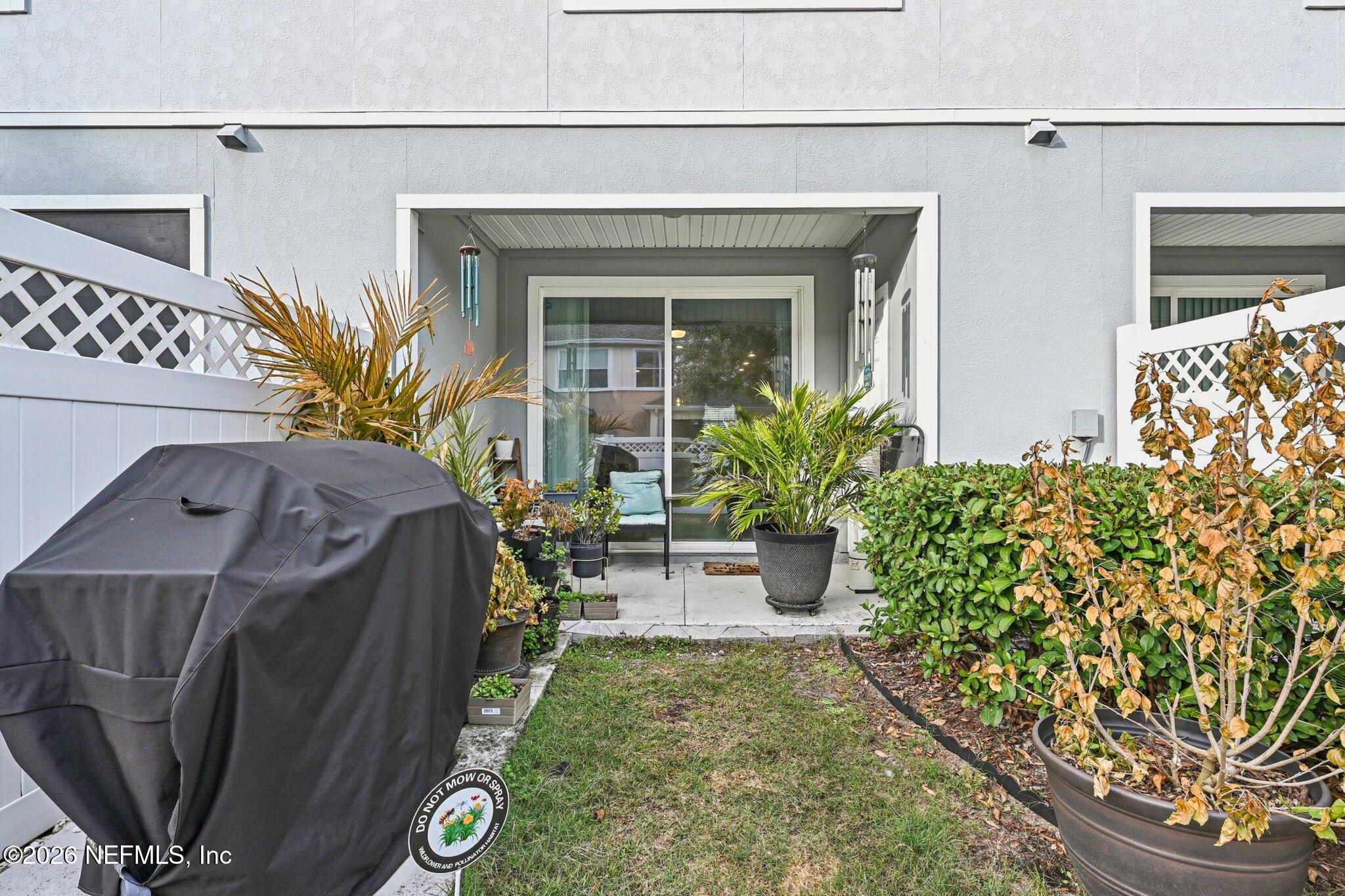 3994 Oak Mill Road Orange Park, FL 32065 - Photo 31 of 33 Rear yard