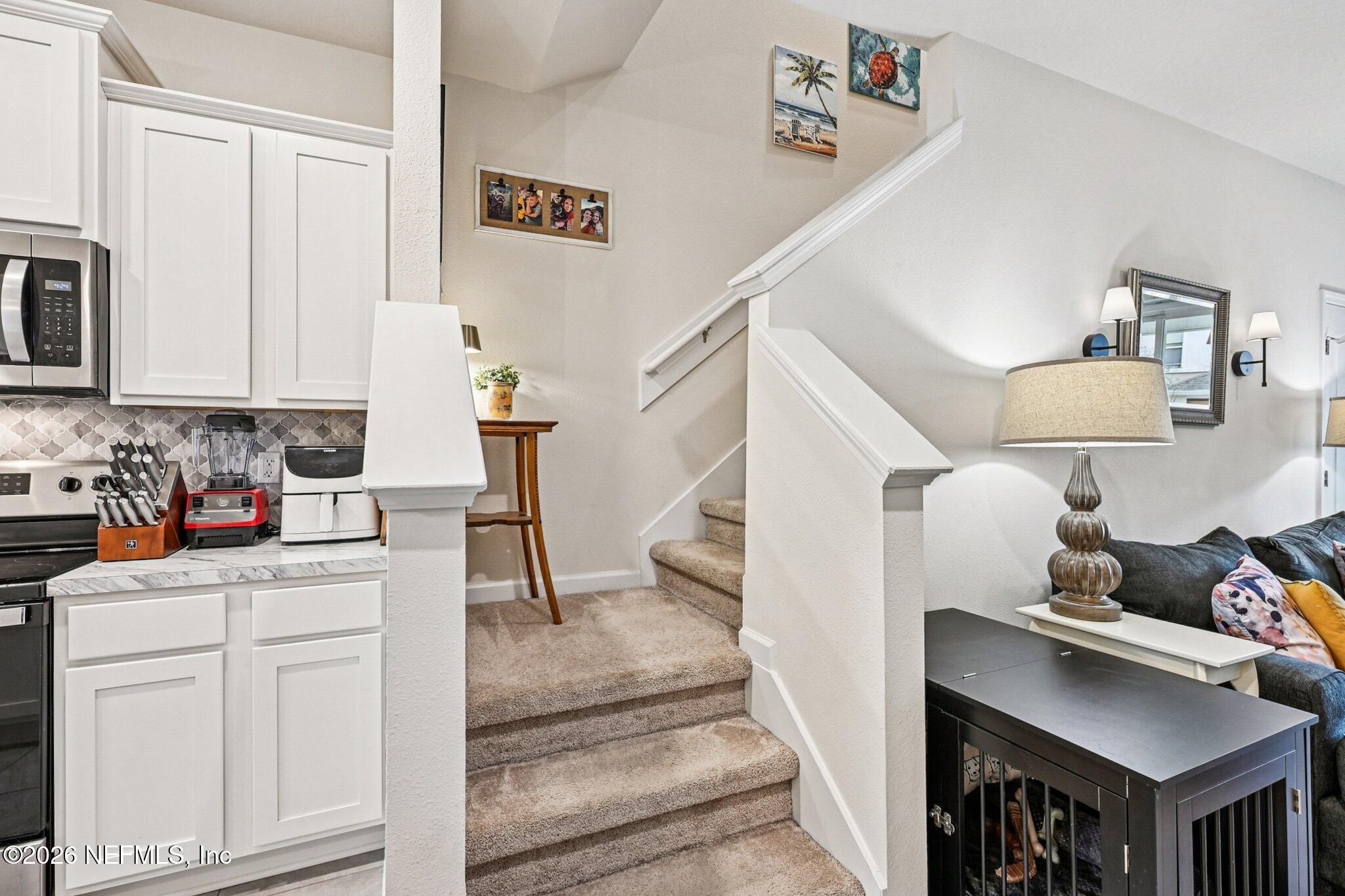 3994 Oak Mill Road Orange Park, FL 32065 - Photo 10 of 33 Staircase