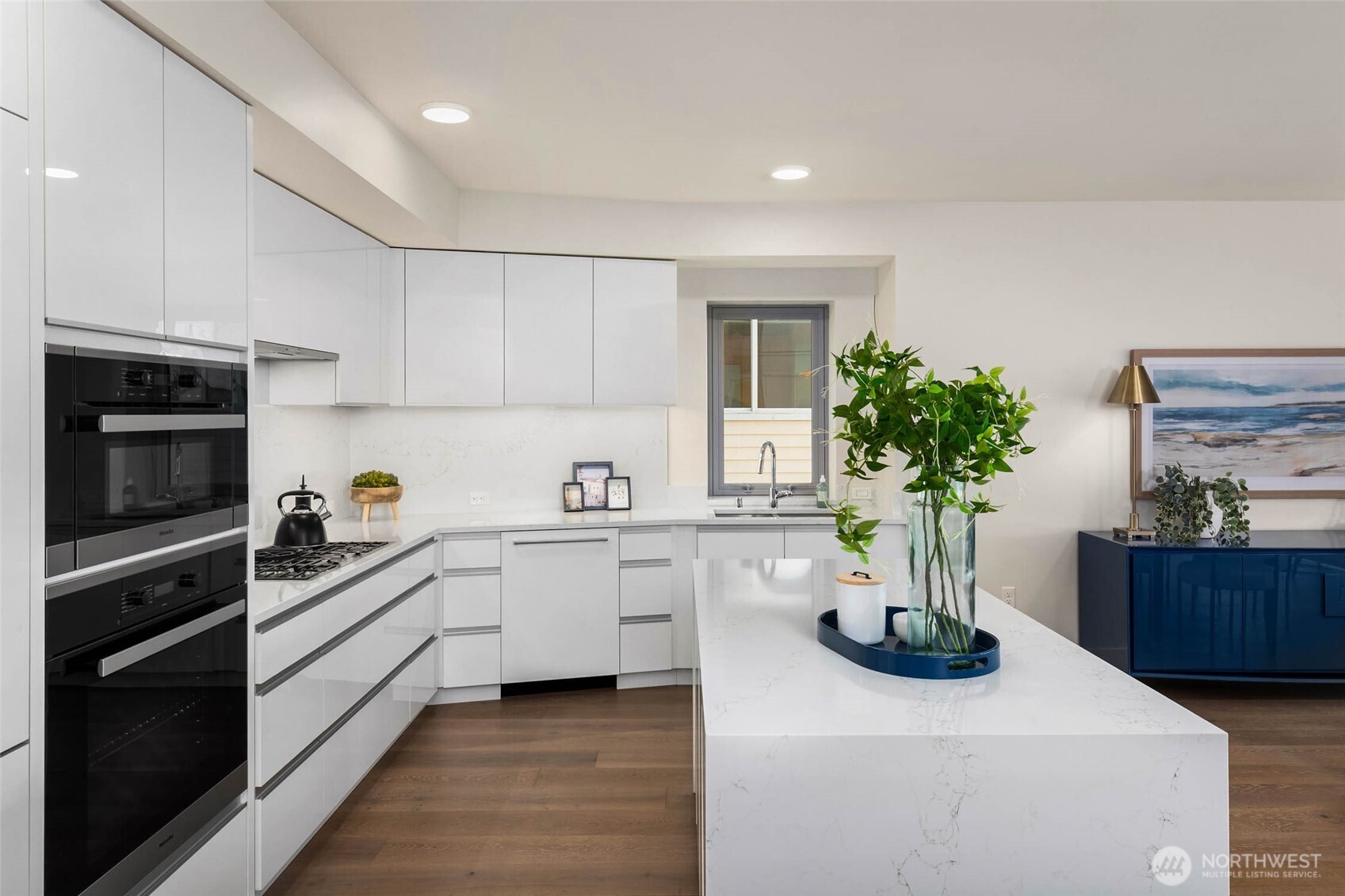 1250 Alki Avenue Southwest, Unit 2A Seattle, WA 98116 - Photo 12 of 40