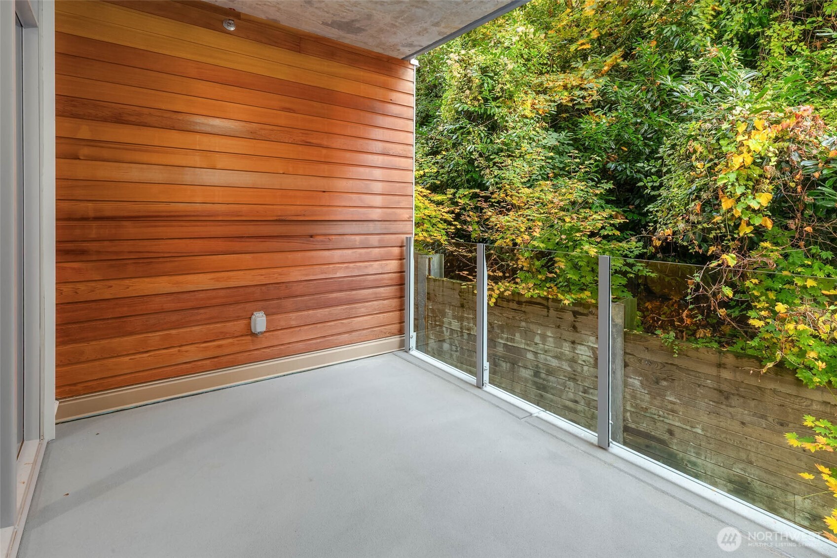 1250 Alki Avenue Southwest, Unit 2A Seattle, WA 98116 - Photo 21 of 40