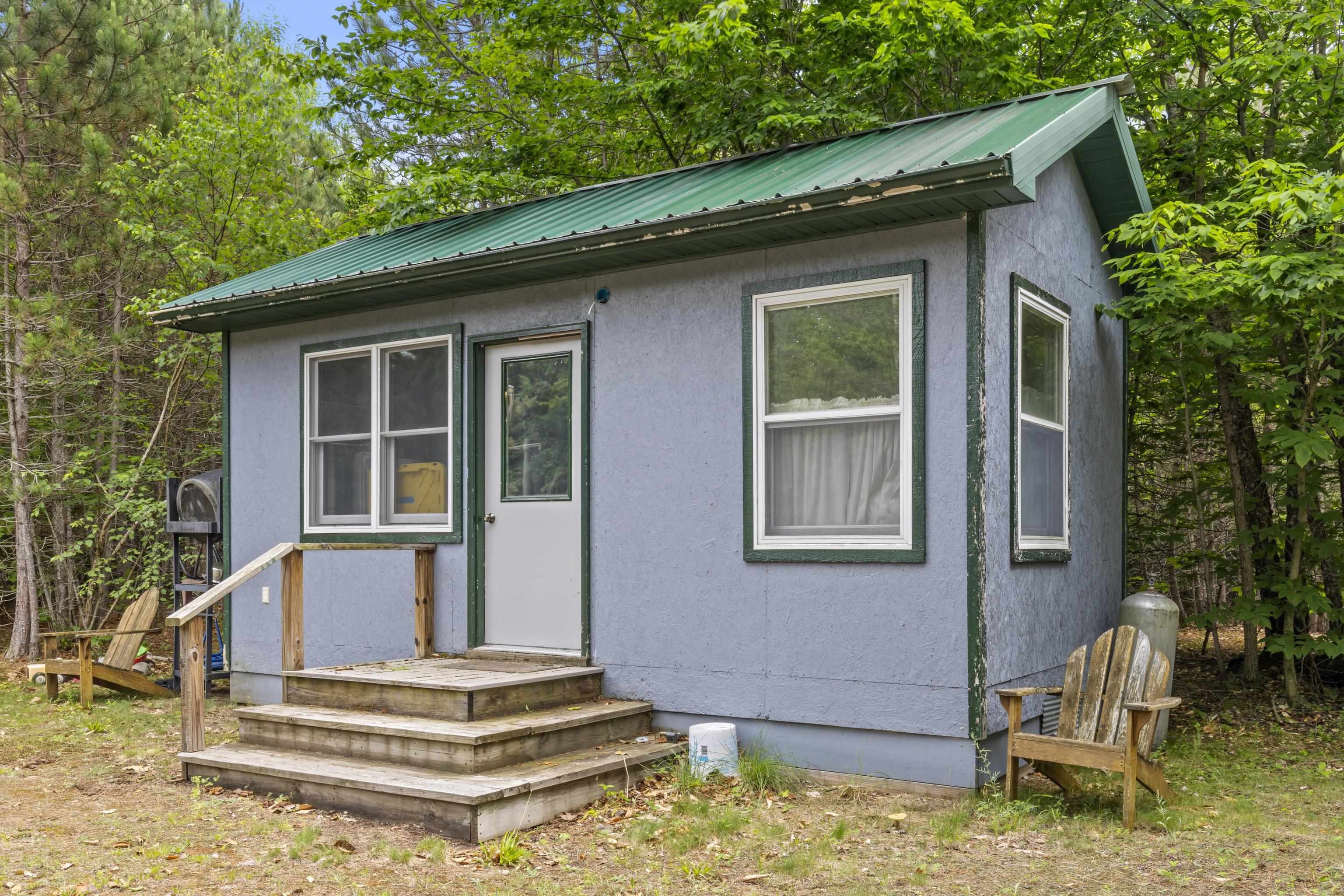 4459 Ely Road Honor, MI 49640 - Photo 33 of 35 1947533-535d9f24-8bc4-41b6-abf0-2ac07af57fd8.JPG