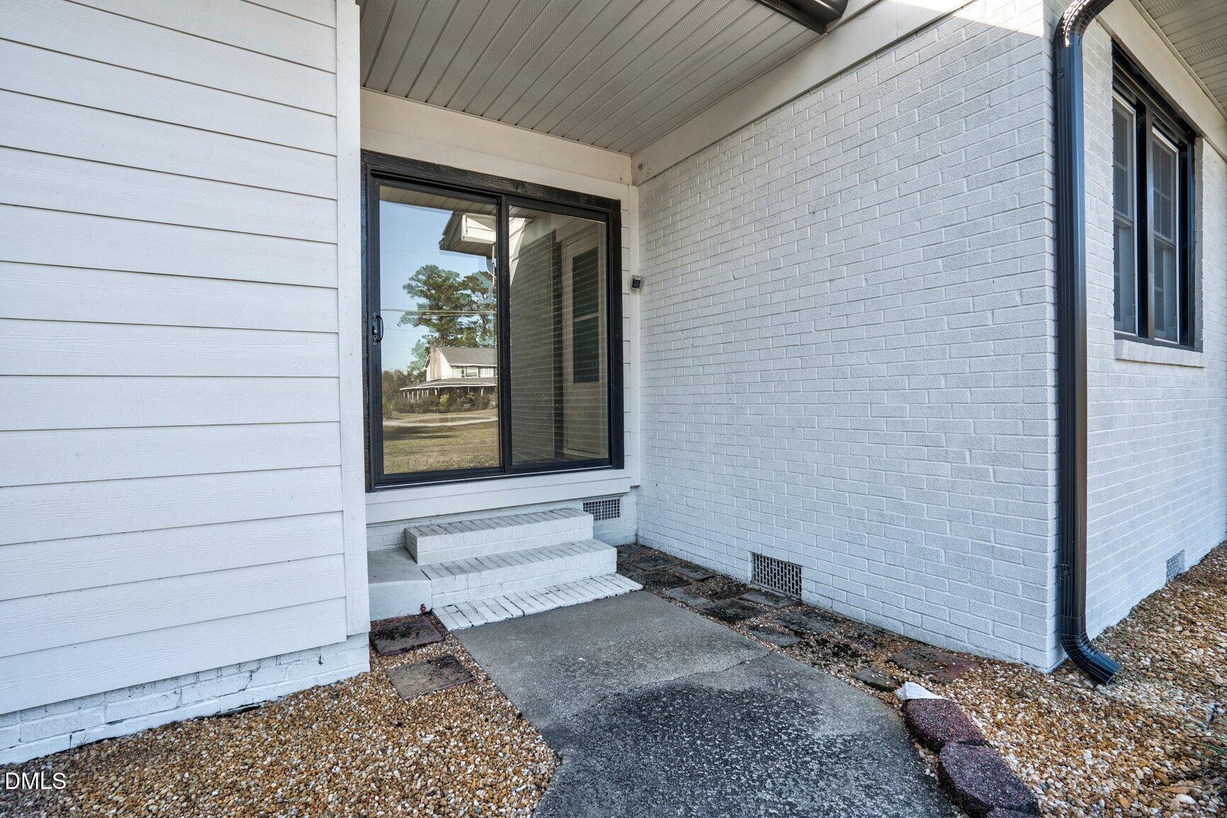 6330 East Langley Road Elm City, NC 27822 - Photo 4 of 31 004-6330EastLangleyRoad-ElmCity-NC-27822