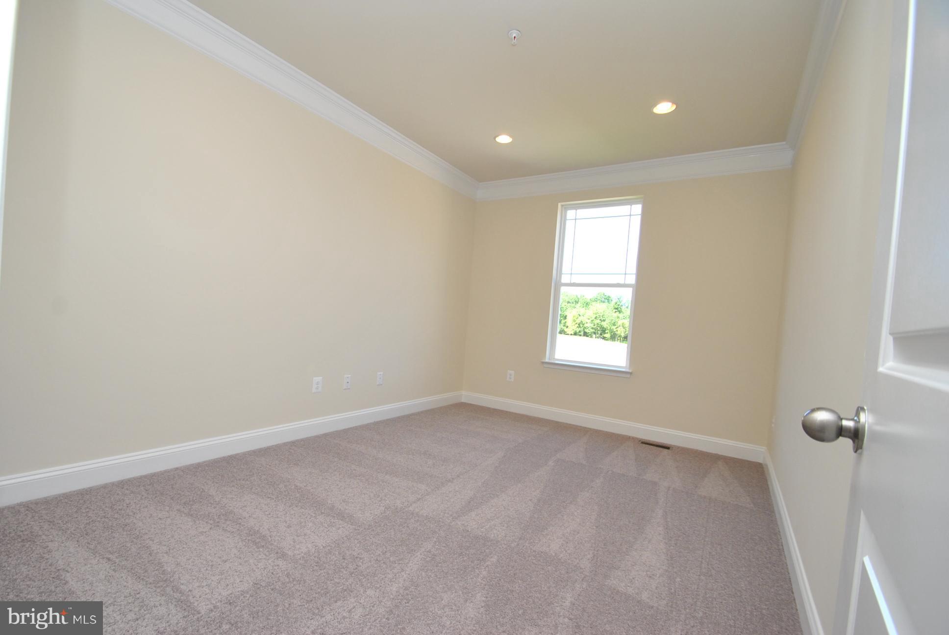 10 Arabella Way Fallston, MD 21047 - Photo 14 of 29 MAIN LEVEL LIBRARY / OFFICE / DEN / 5TH BEDROOM