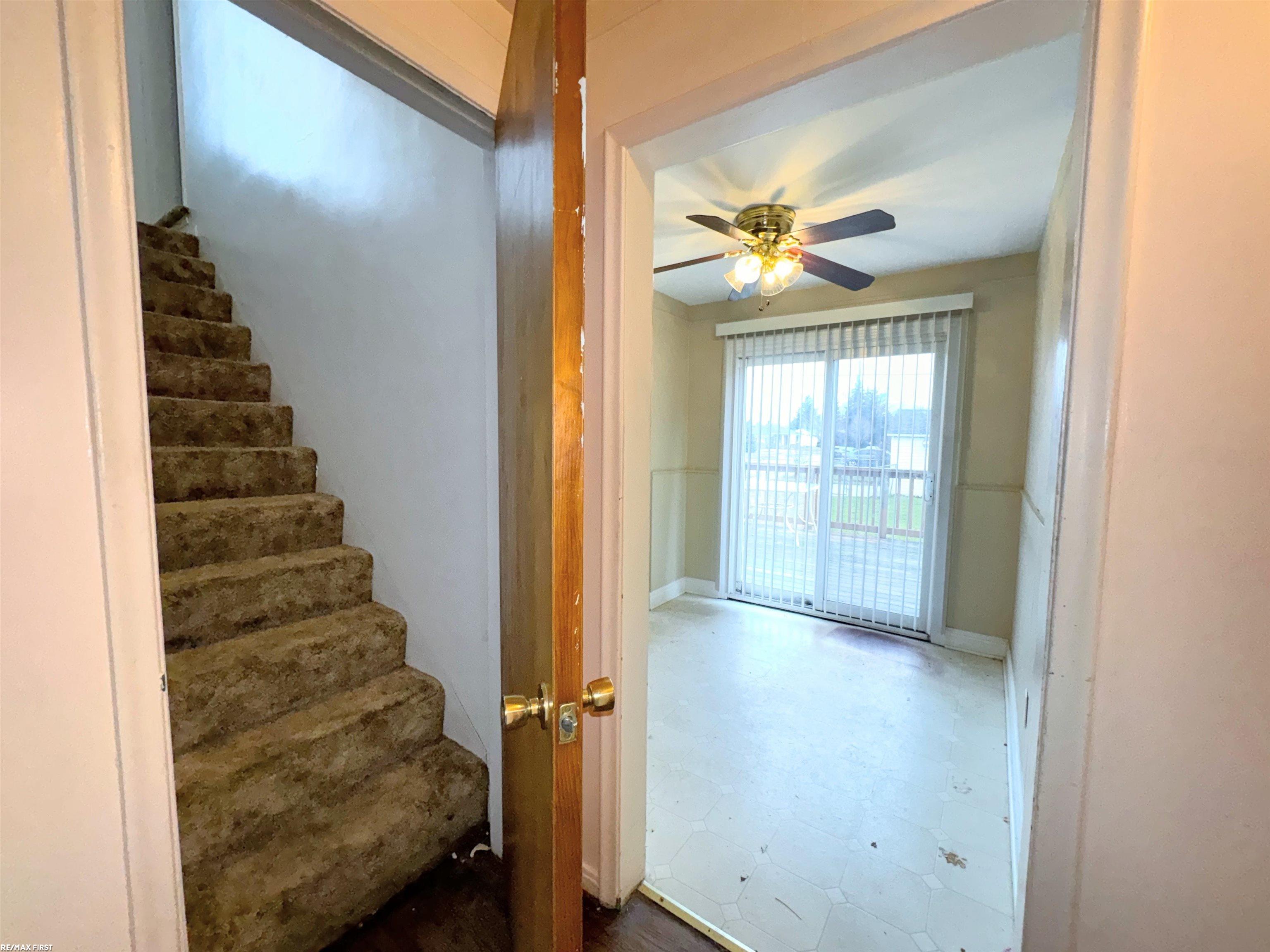 15296 Frazho Road Roseville, MI 48066 - Photo 8 of 52 50130285-43bf975b-6b86-4ef0-bb85-ab220e925afa.JPG