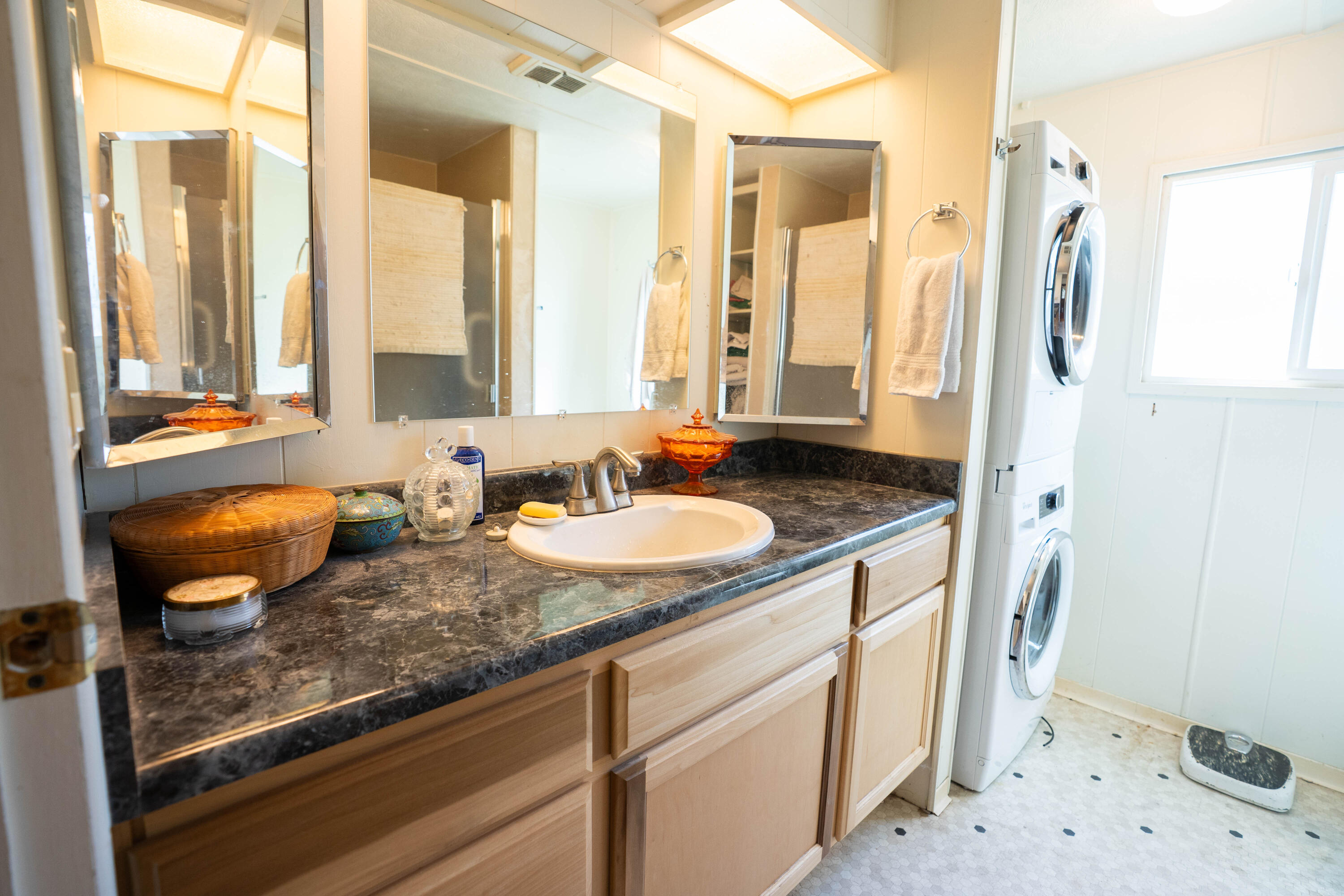 2252 Table Rock Road, Unit SPC 107 Medford, OR 97501 - Photo 13 of 28