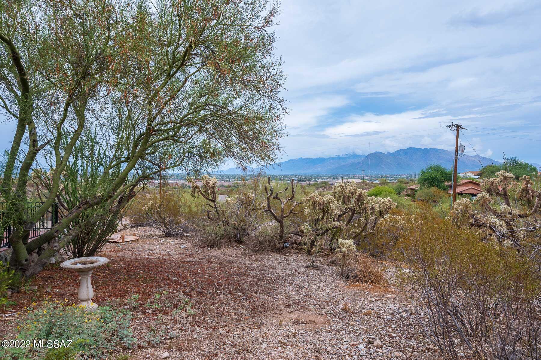 5519 West Belmont Road Tucson, AZ 85743 - Photo 15 of 50