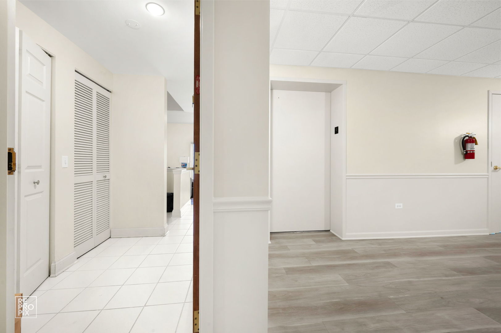 434 Mcdaniels Circle, Unit 401 Clarendon Hills, IL 60514 - Photo 17 of 19