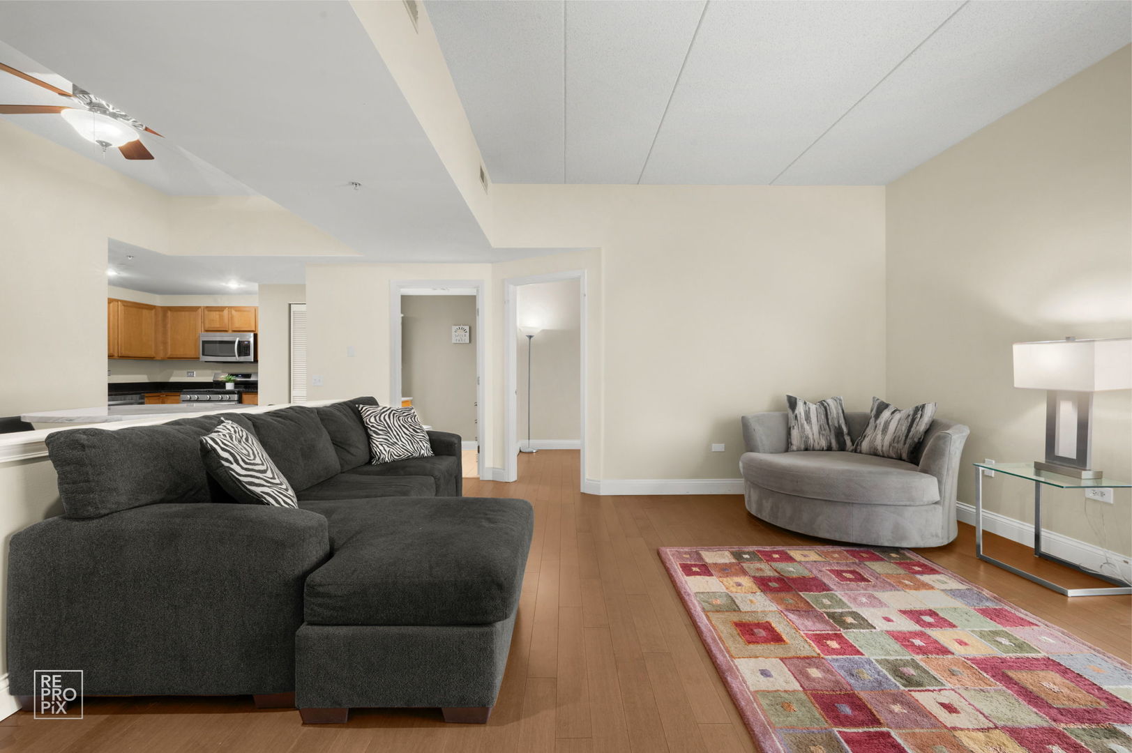 434 Mcdaniels Circle, Unit 401 Clarendon Hills, IL 60514 - Photo 7 of 19