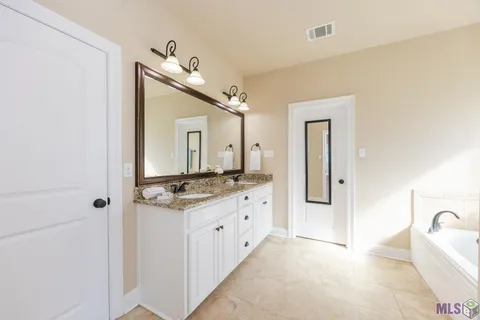 $325,500 | 3609 Loup Lane, Brusly, LA 70719