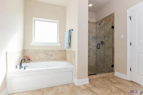 $325,500 | 3609 Loup Lane, Brusly, LA 70719