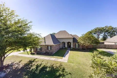 $325,500 | 3609 Loup Lane, Brusly, LA 70719