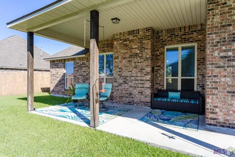 $325,500 | 3609 Loup Lane, Brusly, LA 70719