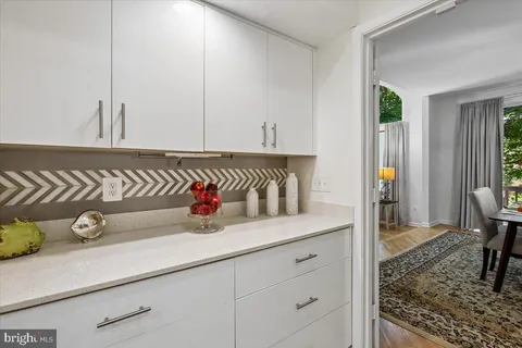 $1,480,000 | 6113 Goldtree Way, Bethesda, MD 20817