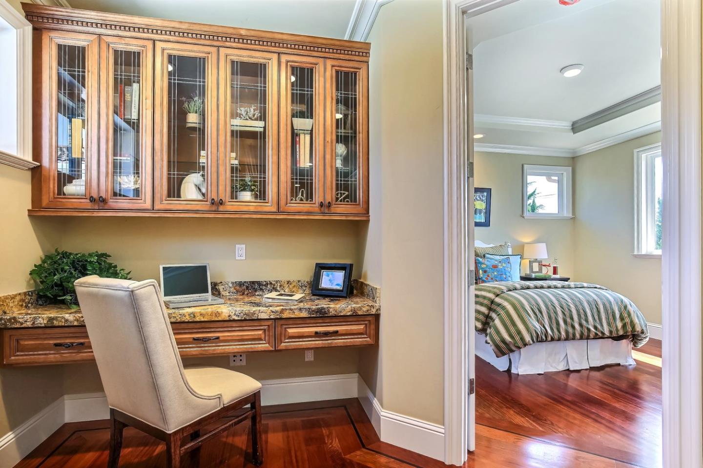 10438 North Stelling Road Cupertino, CA 95014 - Photo 16 of 22 a balcony with table and chairs