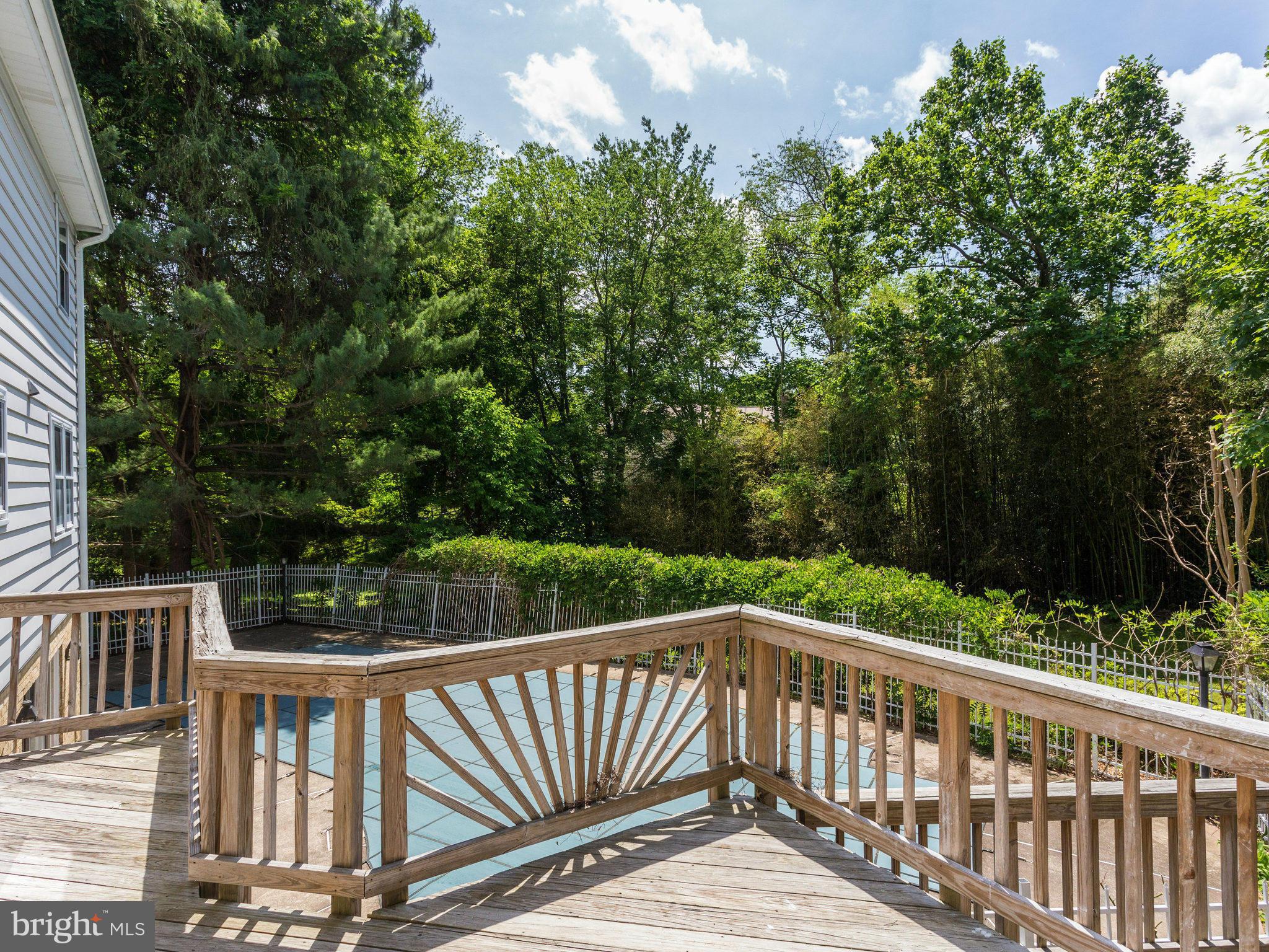 7909 Foxhound Road McLean, VA 22102 - Photo 23 of 25 Exterior (Rear)