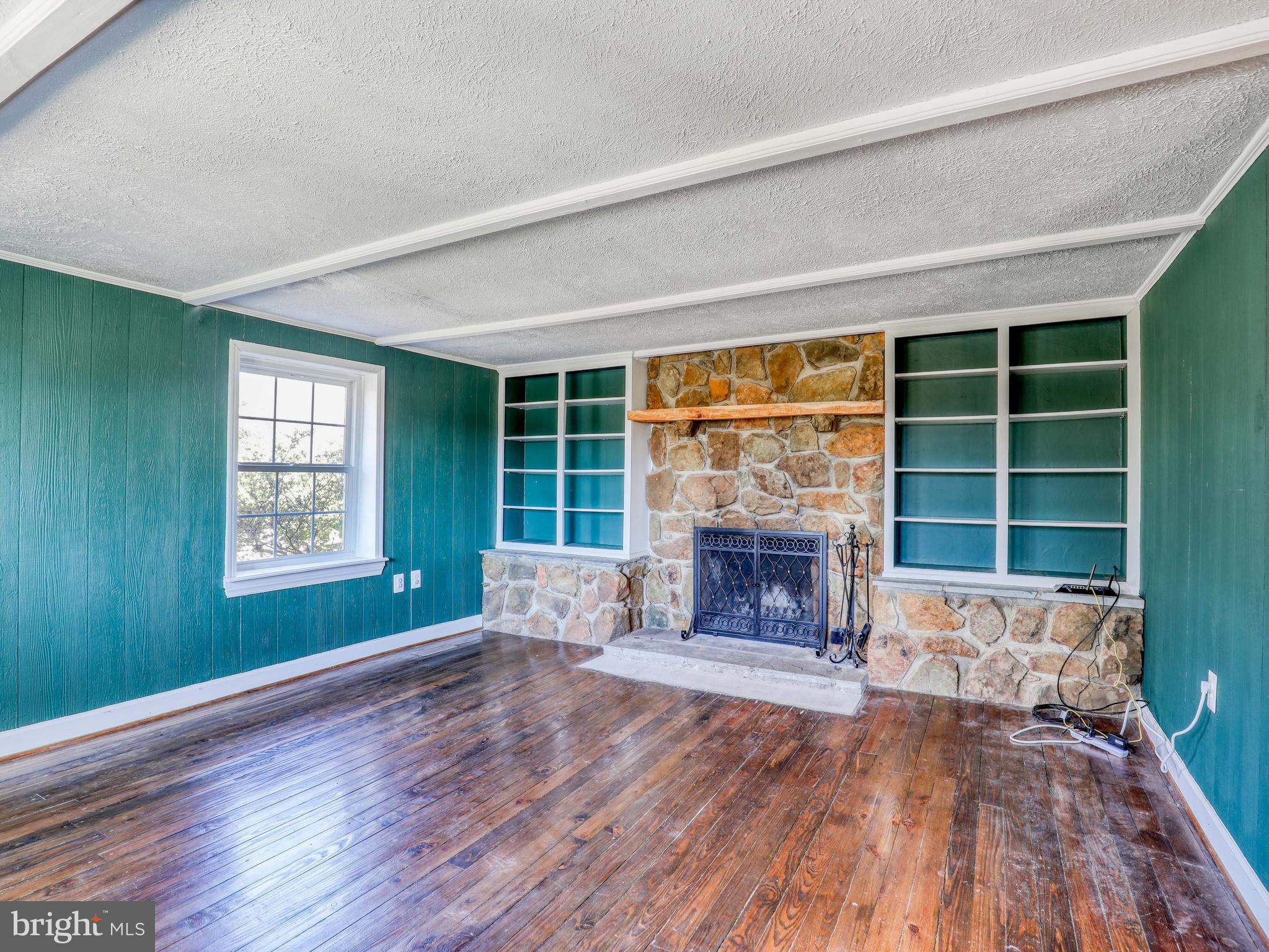3079 Rectortown Road Marshall, VA 20115 - Photo 5 of 44 19th Century Living Room