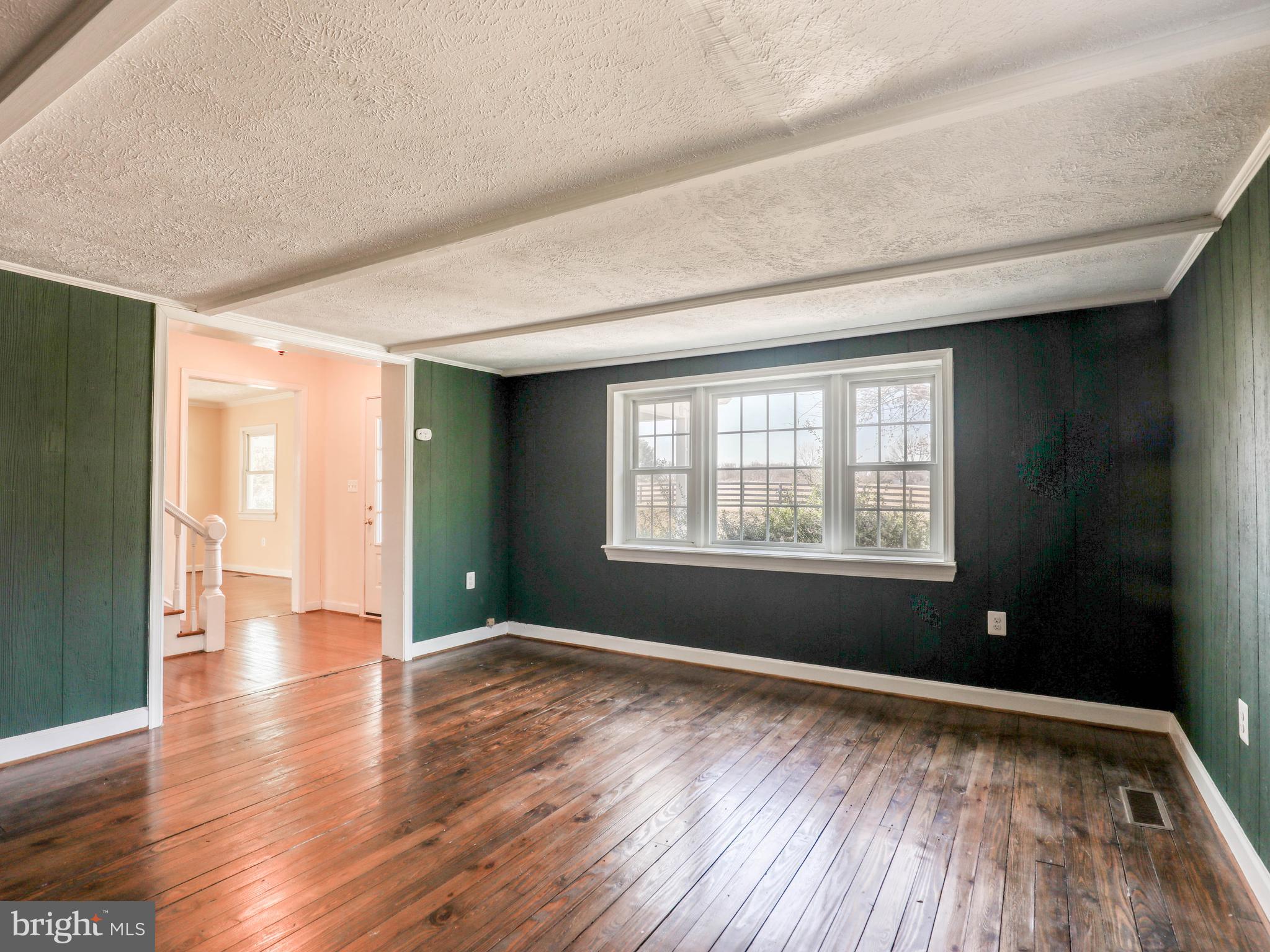 3079 Rectortown Road Marshall, VA 20115 - Photo 7 of 44 Hardwood Floors