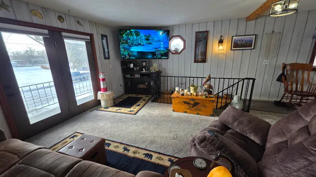 $209,000 | 641 West Bluff Street, Cassville, WI 53806