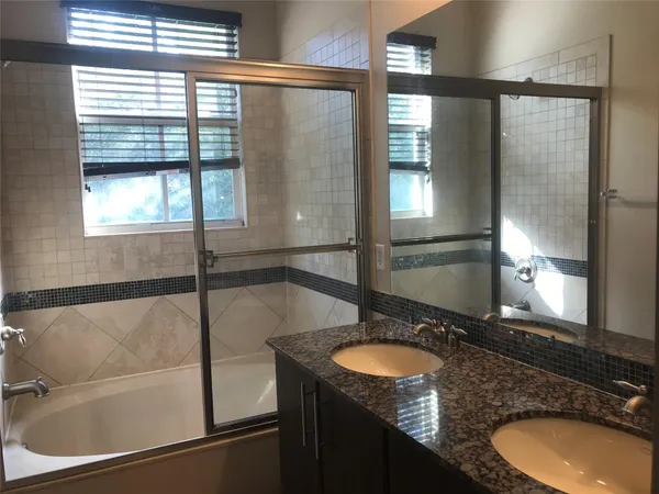 $2,700 | 2851 Prospect Road, Unit 106, Fort Lauderdale, FL 33309