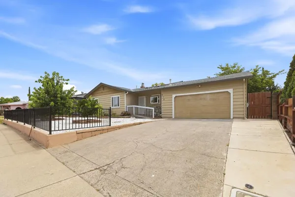$678,000 | 619 Wales Drive, Folsom, CA 95630