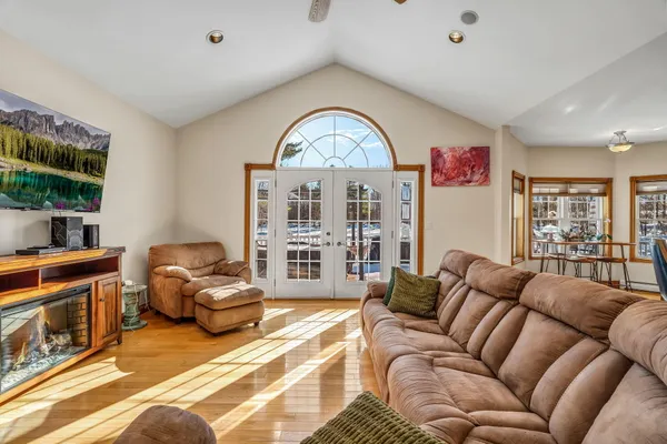 $689,000 | 78 Sunset Boulevard, Turner, ME 04282