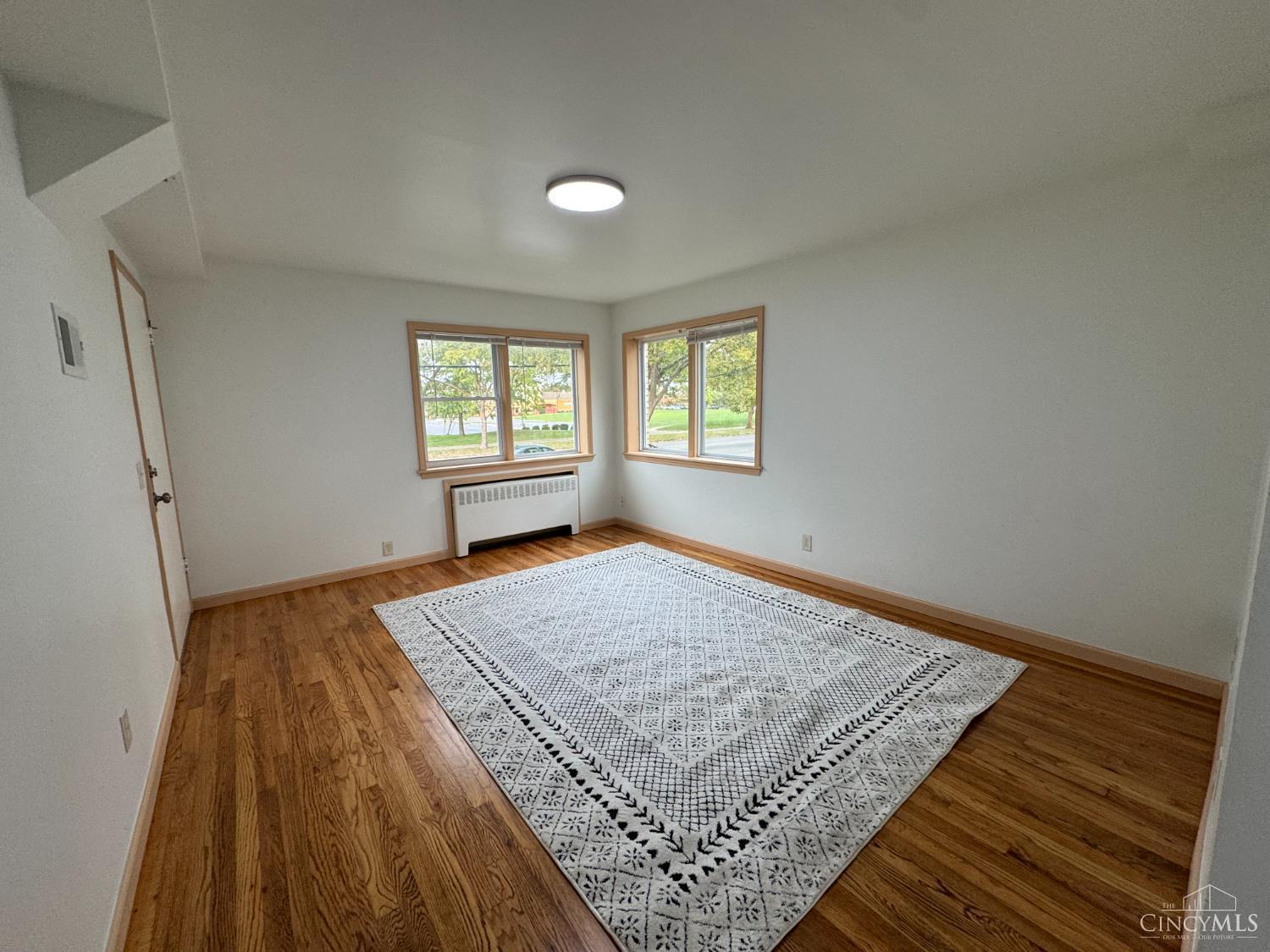 1589 Summit Road Cincinnati, OH 45237 - Photo 14 of 36