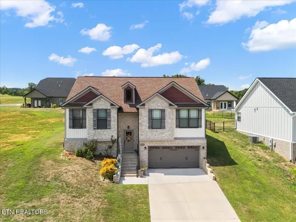 $445,000 | 3182 Bridgewater Boulevard, Morristown, TN 37814