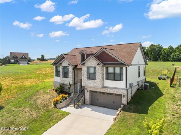 $445,000 | 3182 Bridgewater Boulevard, Morristown, TN 37814