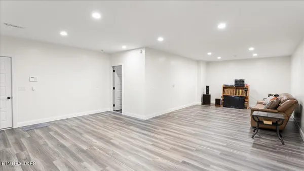 $445,000 | 3182 Bridgewater Boulevard, Morristown, TN 37814