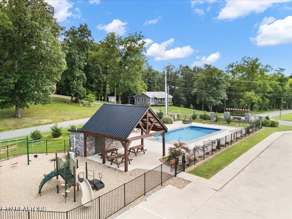 $445,000 | 3182 Bridgewater Boulevard, Morristown, TN 37814