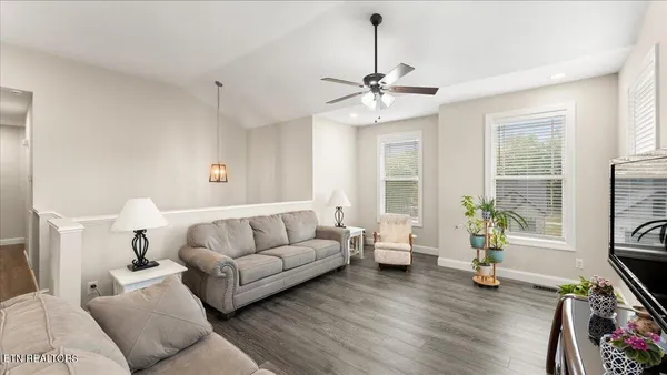 $445,000 | 3182 Bridgewater Boulevard, Morristown, TN 37814