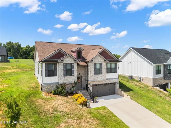 $445,000 | 3182 Bridgewater Boulevard, Morristown, TN 37814