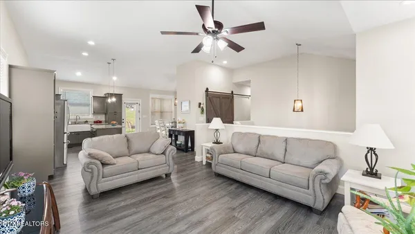 $445,000 | 3182 Bridgewater Boulevard, Morristown, TN 37814