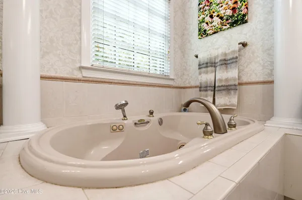 $1,500,000 | 1036 Arboretum Drive, Wilmington, NC 28405