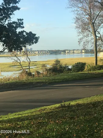 $1,500,000 | 1036 Arboretum Drive, Wilmington, NC 28405